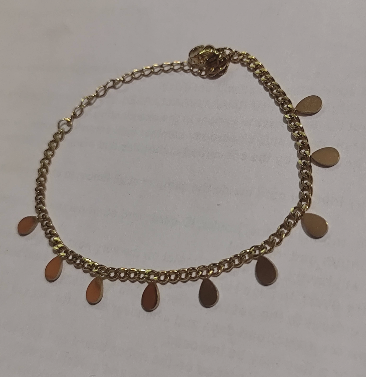 Gold curb chain anklet with dainty teardrop charms